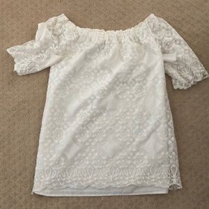 White lace off the shoulder dress